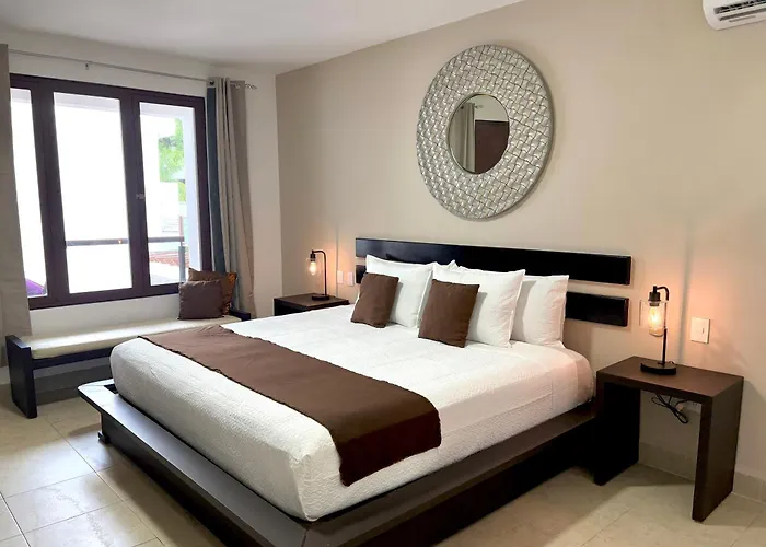 Aria Quinta Avenida&rooftop Hotel *