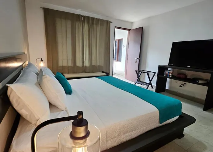 Aria Quinta Avenida&rooftop Hotel